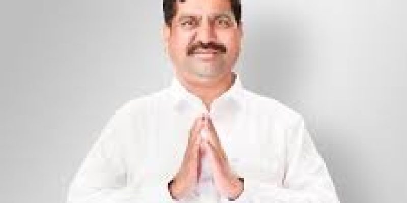 Nilesh Sambare honoured with the ‘Maratha Udyog Ratna 2023’ award