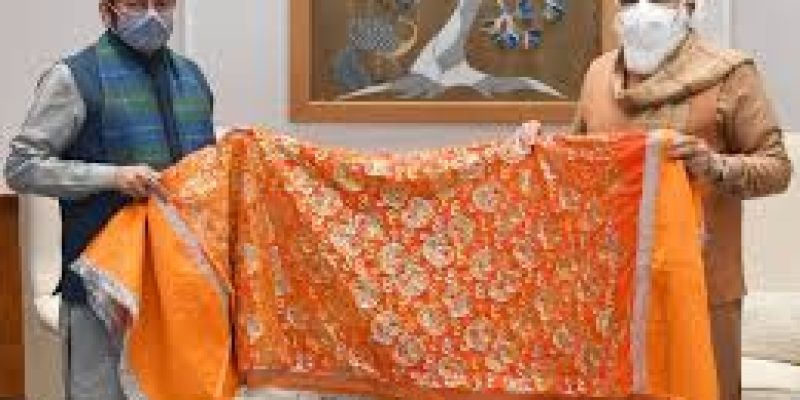 PM Modi gives chadar to be offered at Ajmer shrine