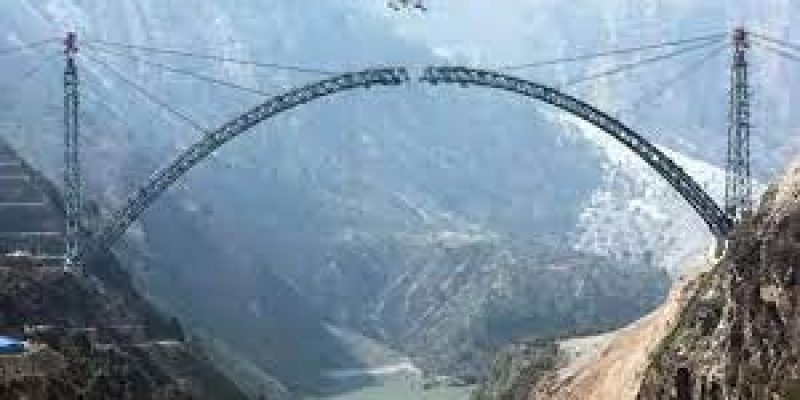 PM lauded the completion of Arch closure of the Chenab Bridge