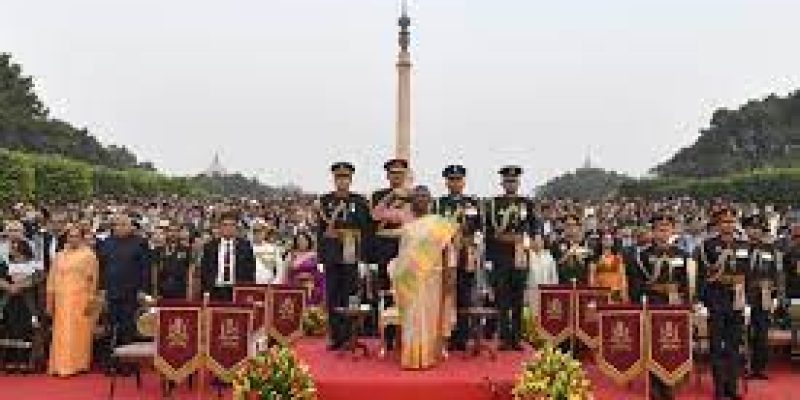 Smt Droupadi Murmu presents Silver Trumpet and Trumpet Banner to the President’s Bodyguard