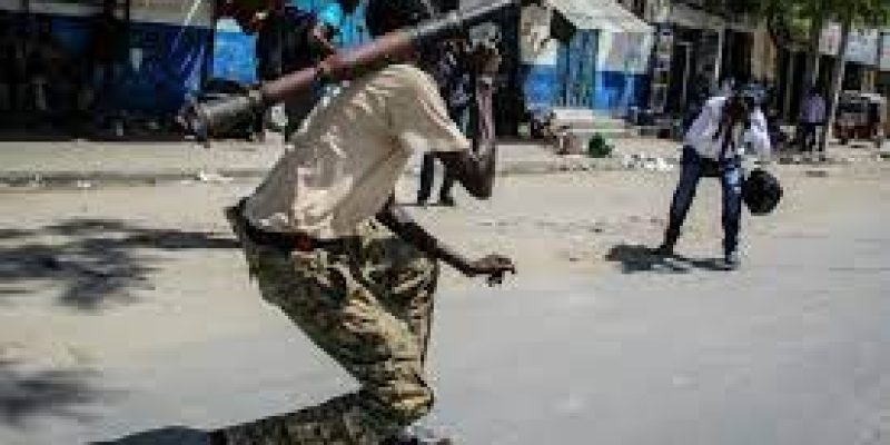 Somali opposition fighters cordon off parts of capital