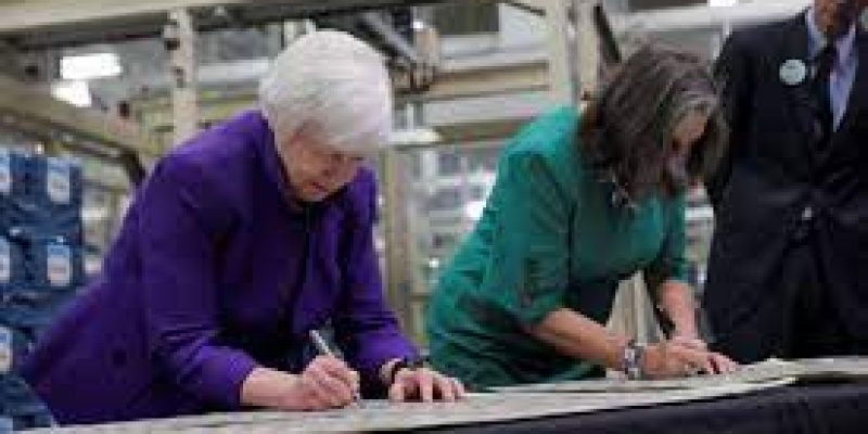 US prints first banknotes with women’s signatures
