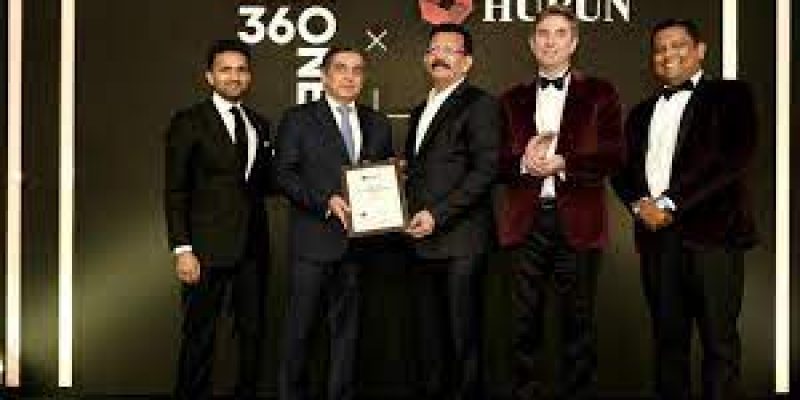 VP Nandakumar, Manappuram Finance gets Hurun India award