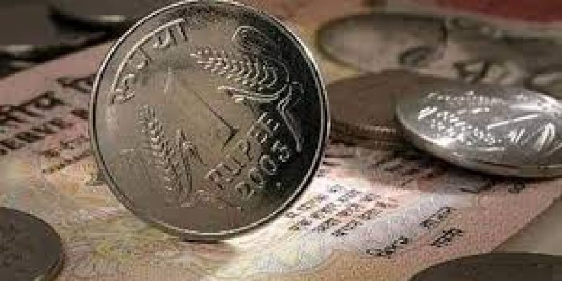 Rupee falls below 72 mark against US dollar on fund outflows