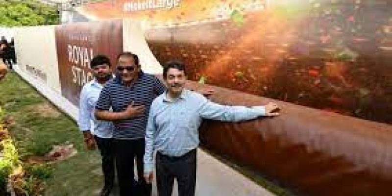 Mohd Azharuddin unveils world’s largest cricket bat in Hyderabad