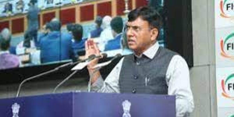 Mansukh Mandaviya inaugurates ‘Industry Connect 2022’ seminar