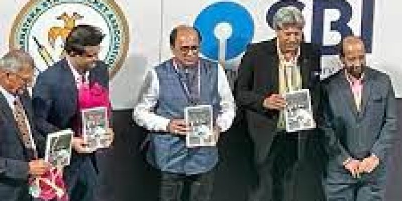 Cricketing legend G.R. Vishwanath launches his autobiography titled ‘Wrist Assured’