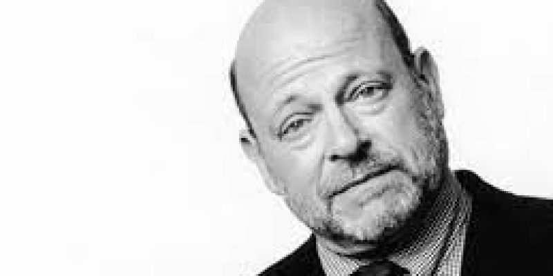 Pulitzer Prize-winning American poet Richard Howard passes away