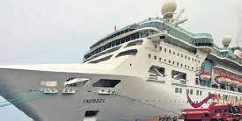 Tamil Nadu CM flags off luxury cruise “Empress”