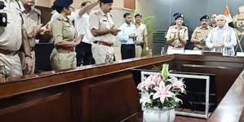 Haryana CM Manohar Lal Khattar launched ‘Smart E-Beat’ system for Gurugram police