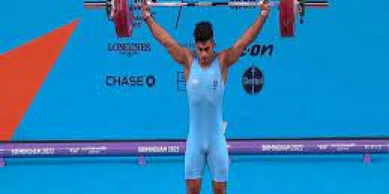 Indian Weightlifter Achinta Sheuli clinched gold medal in 2022 CWG