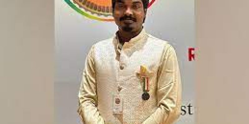 Indian Scientist Dr. Hemachandran Ravikumar Receives Karmaveer Chakra Medal-2023