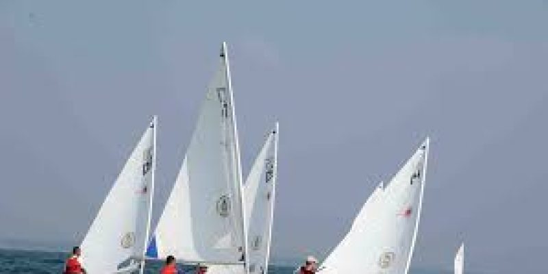 Indian Navy launches Offshore Sailing Regatta from Kochi to Goa