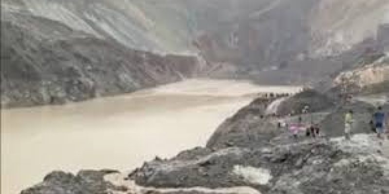 162 people killed in Myanmar Jade mine collapse