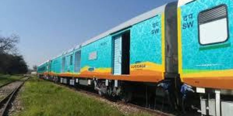 Private train operators must maintain 95 % punctuality