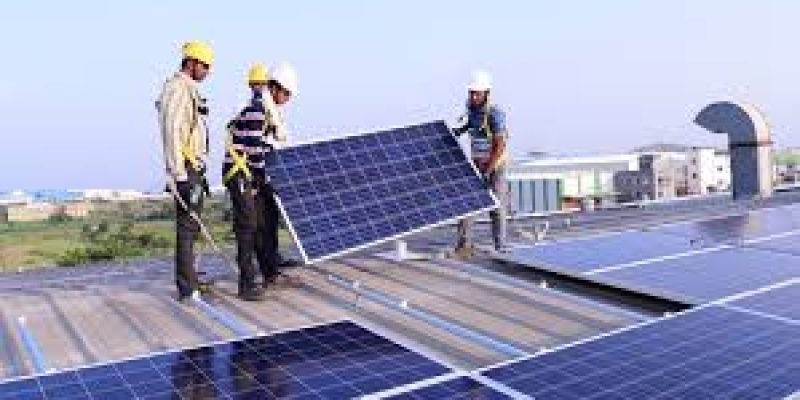 India plans solar power park in Sri Lanka