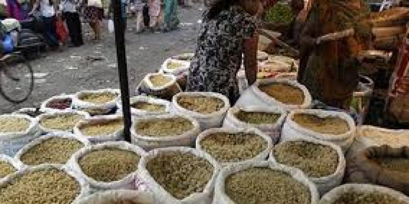 Free food grains to poor for one month by UP Government
