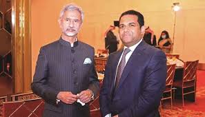 indias external affairs minister met the top leaders of qatar